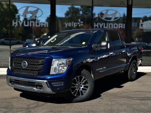 2020 Nissan Titan SV