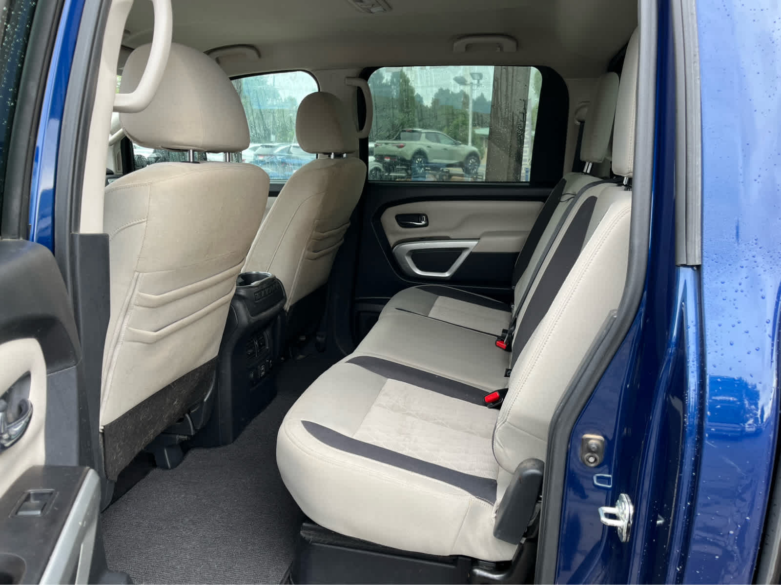 2020 Nissan Titan SV