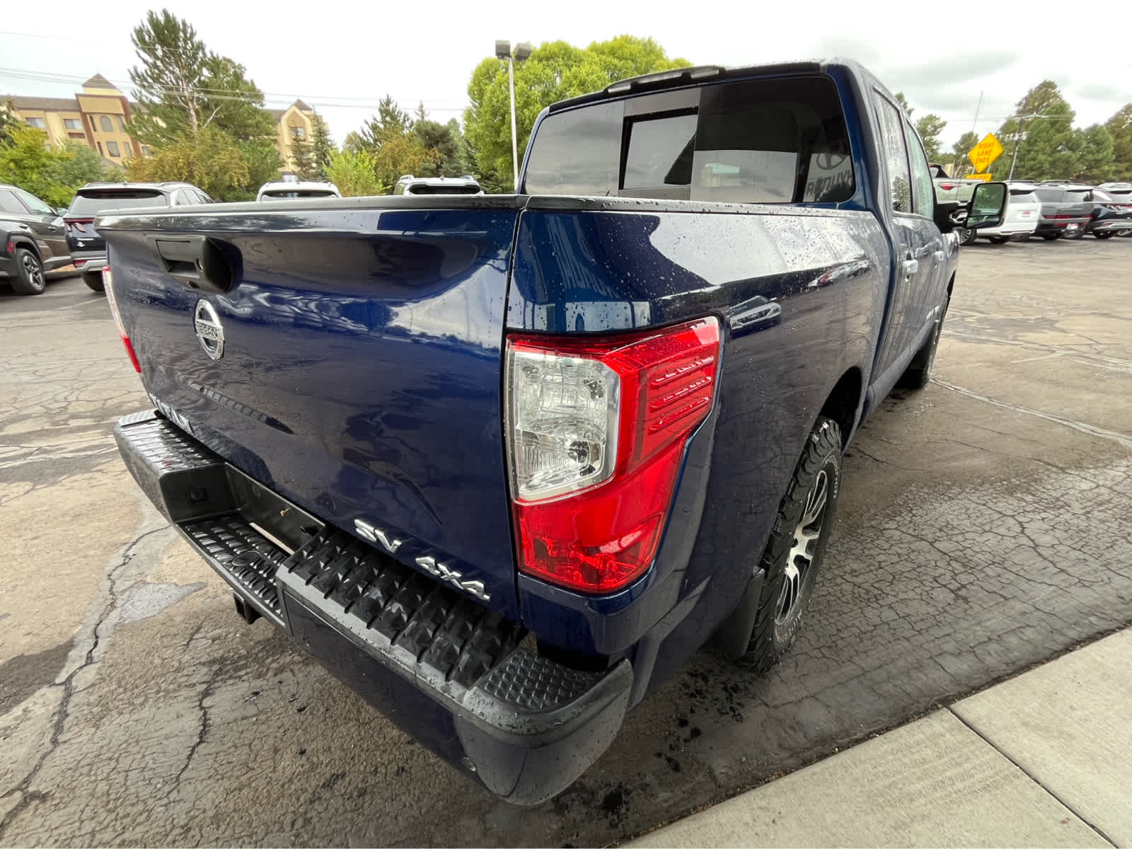 2020 Nissan Titan SV