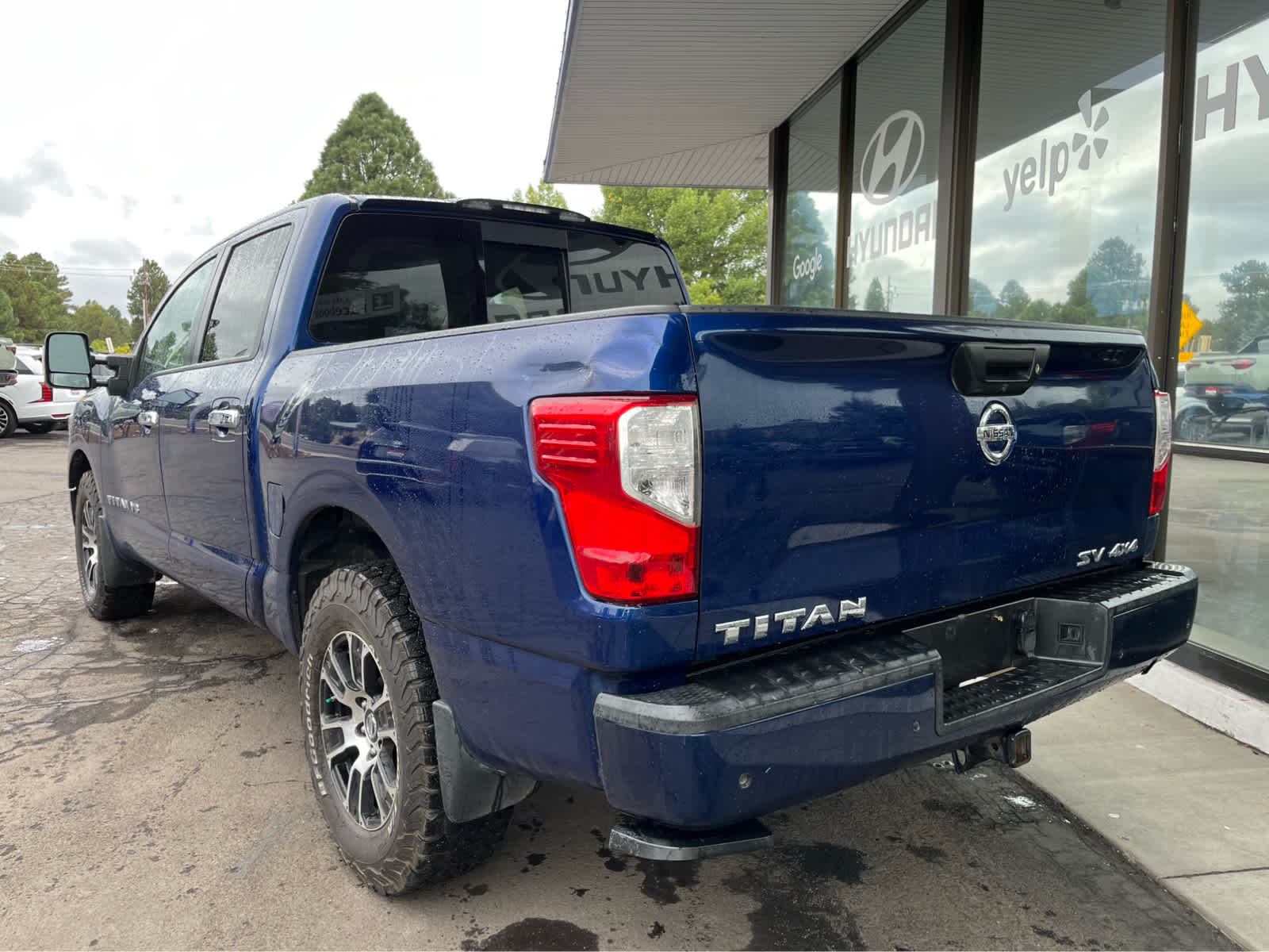 2020 Nissan Titan SV