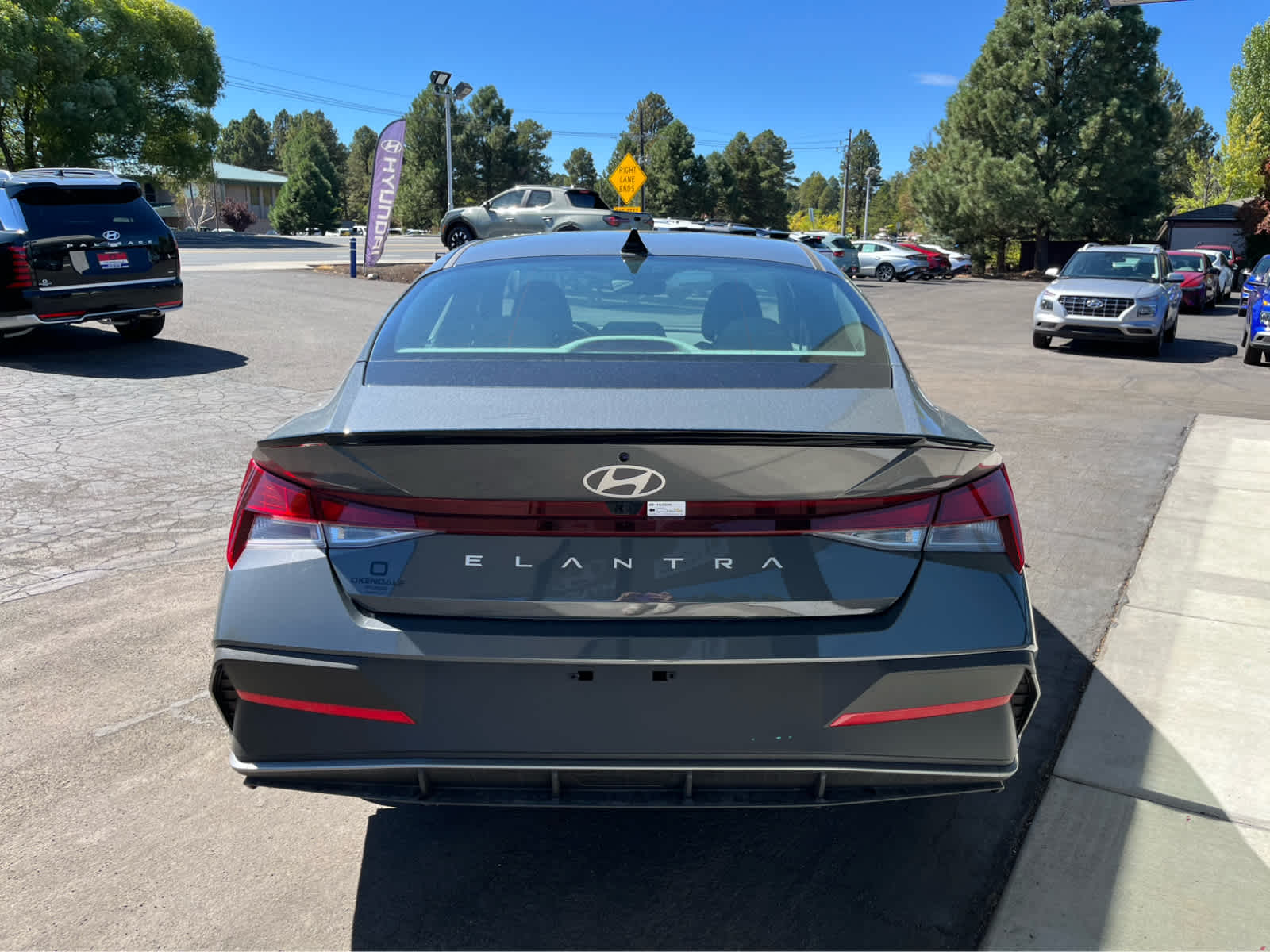 2025 Hyundai ELANTRA SEL Sport